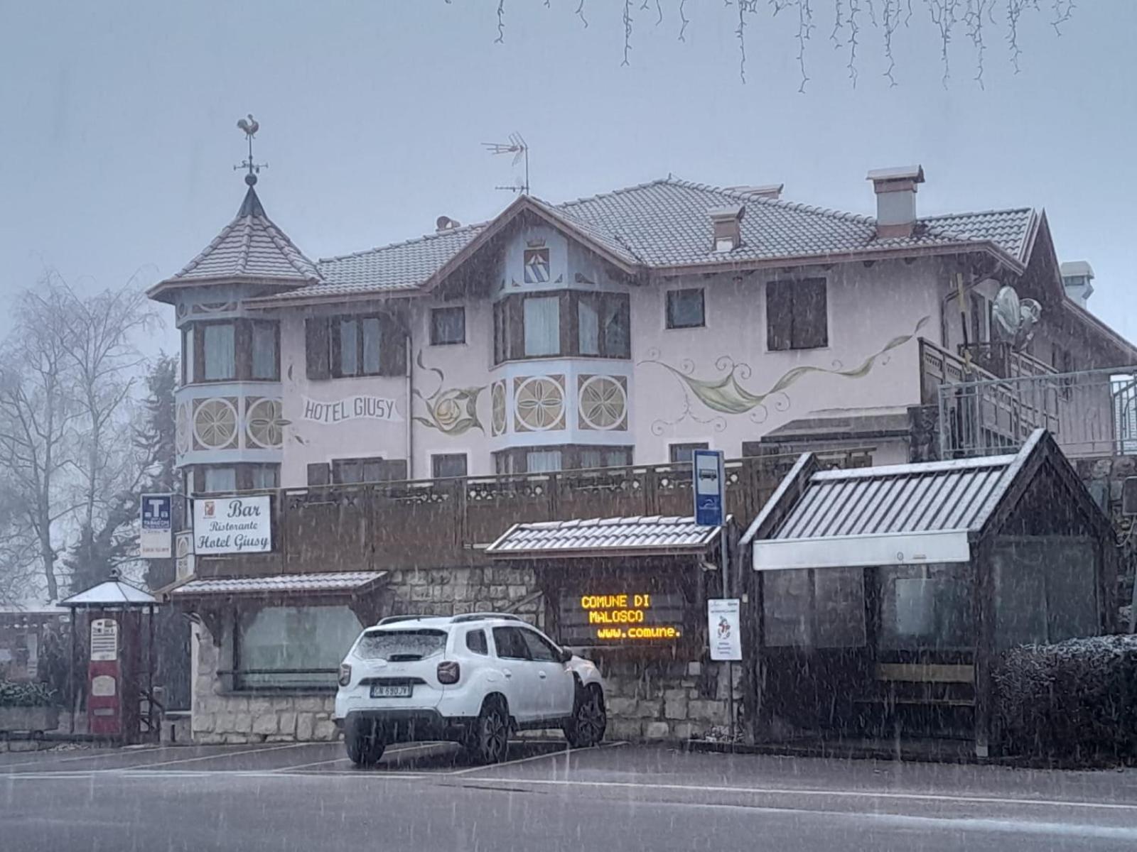 Hotel Giusy Malosco Exterior photo